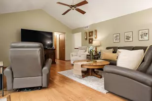 5687 Grey Dove Ct, Rockford, IL 61109 - Photo 17