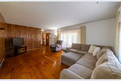14 N Wabash Avenue, Glenwood, IL 60425 - Photo 5