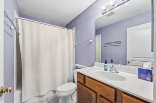 949 Indigo Ct, Hanover Park, IL 60133 - Photo 25