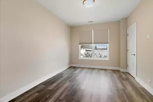 10617 Alice Mae Ct, Orland Park, IL 60462 - Photo 9
