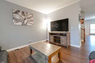 285 Regency Ct Unit B Ct, Wauconda, IL 60084 - Photo 17
