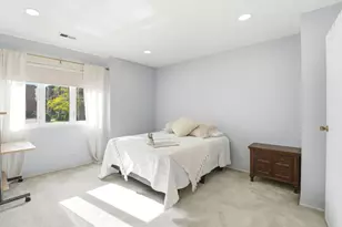 9331 Landings Ln, Des Plaines, IL 60016 - Photo 17