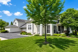 9430 Lenox Ln, Lakewood, IL 60014 - Photo 3