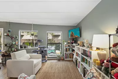 711 W Gordon Terrace #105, Chicago, IL 60613 - Photo 7