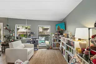 711 W Gordon Terrace, Chicago, IL 60613 - Photo 7