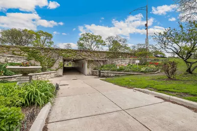 711 W Gordon Terrace #105, Chicago, IL 60613 - Photo 17