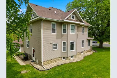 125 S State Street, Franklin Grove, IL 61031 - Photo 5