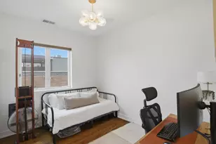 1521 W Fry St, Chicago, IL 60642 - Photo 17