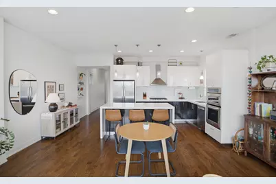 1521 W Fry Street #4, Chicago, IL 60642 - Photo 5