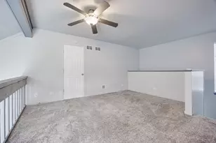 939 Chase Ct, Gurnee, IL 60031 - Photo 15