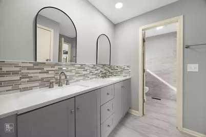 1060 Matfield Court #1060, Schaumburg, IL 60193 - Photo 7