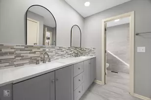 1060 Matfield Ct, Schaumburg, IL 60193 - Photo 7