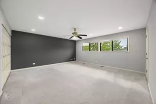1060 Matfield Ct, Schaumburg, IL 60193 - Photo 5