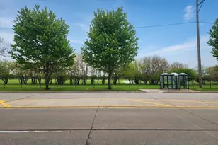 4450 W 111th St, Oak Lawn, IL 60453 - Photo 3
