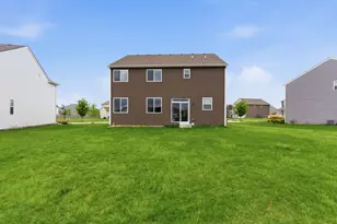 370 Hemlock Ln, Oswego, IL 60543 - Photo 29