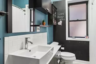 1653 W Olive Ave, Chicago, IL 60660 - Photo 17