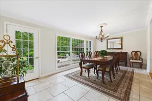 821 Oak Spring Ln, Libertyville, IL 60048 - Photo 7