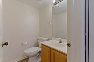 309 E Theodore Ln, Itasca, IL 60143 - Photo 9