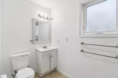 2910 Ezekiel Avenue, Zion, IL 60099 - Photo 15