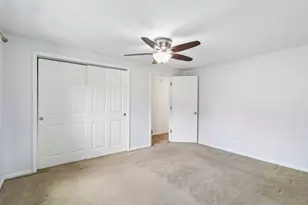 2910 Ezekiel Ave, Zion, IL 60099 - Photo 19