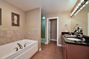 843 N Franklin Ave, Palatine, IL 60067 - Photo 15