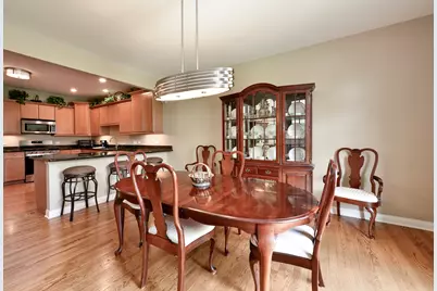 843 N Franklin Avenue, Palatine, IL 60067 - Photo 5