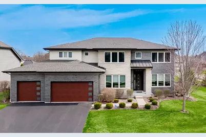 32 N Acacia Drive, Hawthorn Woods, IL 60047 - Photo 1