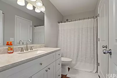 16 Elm Avenue, Fox Lake, IL 60020 - Photo 11