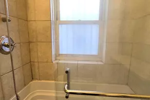 548 W Brompton Ave, Chicago, IL 60657 - Photo 17