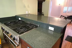 548 W Brompton Ave, Chicago, IL 60657 - Photo 7