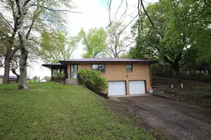 6704 E Rockton Rd, Roscoe, IL 61073 - Photo 1