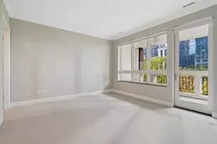 409 E Benton Pl, Chicago, IL 60601 - Photo 21