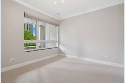409 E Benton Place #409, Chicago, IL 60601 - Photo 23