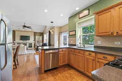 10665 Painted Desert Court, Huntley, IL 60142 - Photo 7
