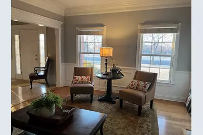 210 Persimmon Drive, Saint Charles, IL 60174 - Photo 9
