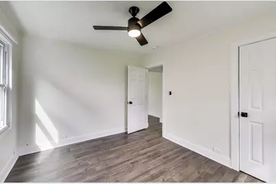139 S Quentin Road, Palatine, IL 60067 - Photo 7