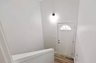 4933 N Keeler Ave, Chicago, IL 60630 - Photo 13