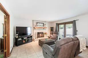 3780 Anjou Ln, Hoffman Estates, IL 60192 - Photo 5