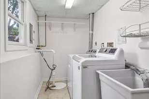 960 Independence Ave, Saint Charles, IL 60174 - Photo 23