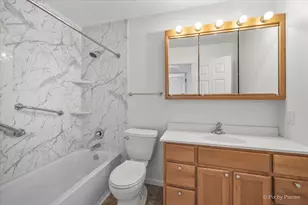 960 Independence Ave, Saint Charles, IL 60174 - Photo 11