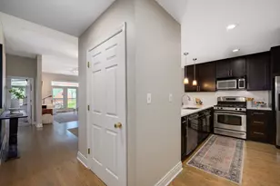 1111 W Madison St, Chicago, IL 60607 - Photo 11