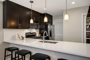 1111 W Madison St, Chicago, IL 60607 - Photo 9