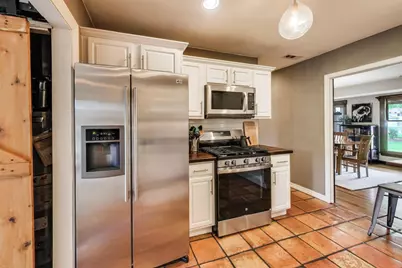 [Address not provided], Downers Grove, IL 60516 - Photo 17