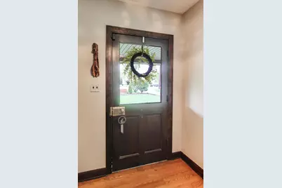 [Address not provided], Downers Grove, IL 60516 - Photo 5