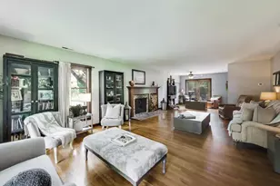 [Address not provided], Downers Grove, IL 60516 - Photo 11