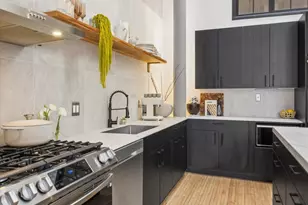 3024 N Lincoln Ave, Chicago, IL 60657 - Photo 9