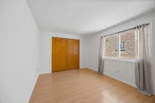 135 S Kenilworth Ave, Oak Park, IL 60302 - Photo 11
