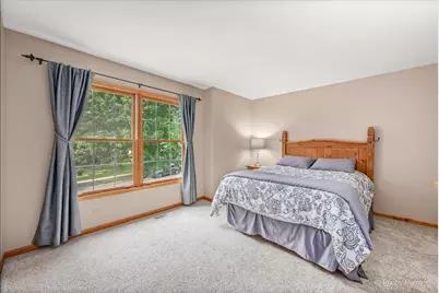 1702 King Richard Circle, Saint Charles, IL 60174 - Photo 25