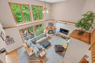 1702 King Richard Circle, Saint Charles, IL 60174 - Photo 5
