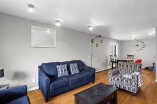 3201 W Balmoral Ave, Chicago, IL 60625 - Photo 3
